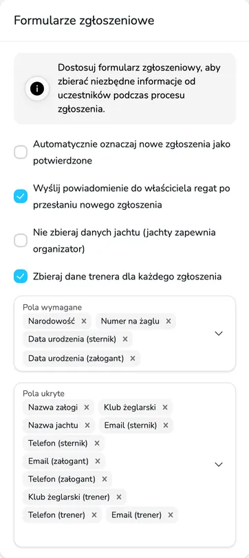 Sekcja Formularze zgłoszeniowe z opcjami automatycznego potwierdzania, powiadomień, jachtów organizatora, danych trenera oraz polami wymaganymi i ukrytymi